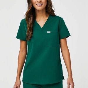 Figs Hunter Green Catarina Scrub Top